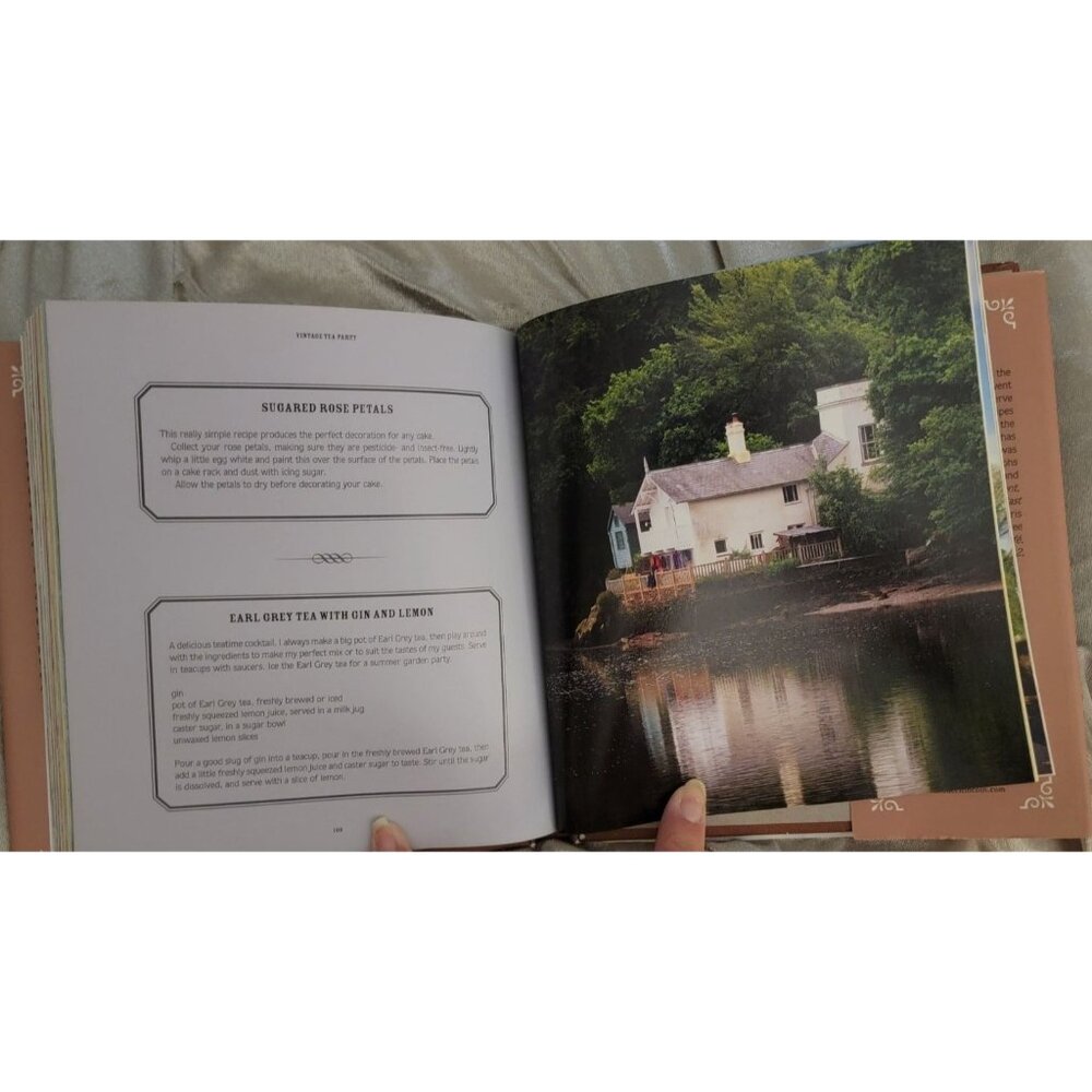 Vintage Tea Party Cookbook Hardcover | Carolyn Caldicott | Frances Lincoln | Tea - Picture 11 of 15